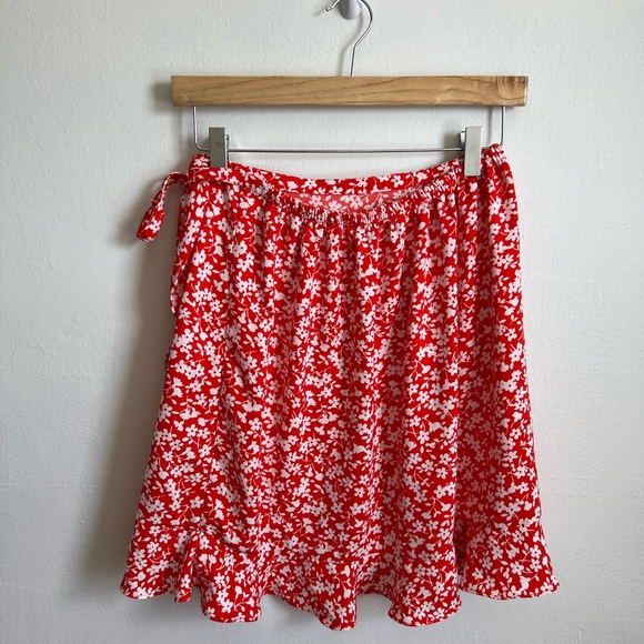 J. Crew Floral Skirt - Picture 3 of 4
